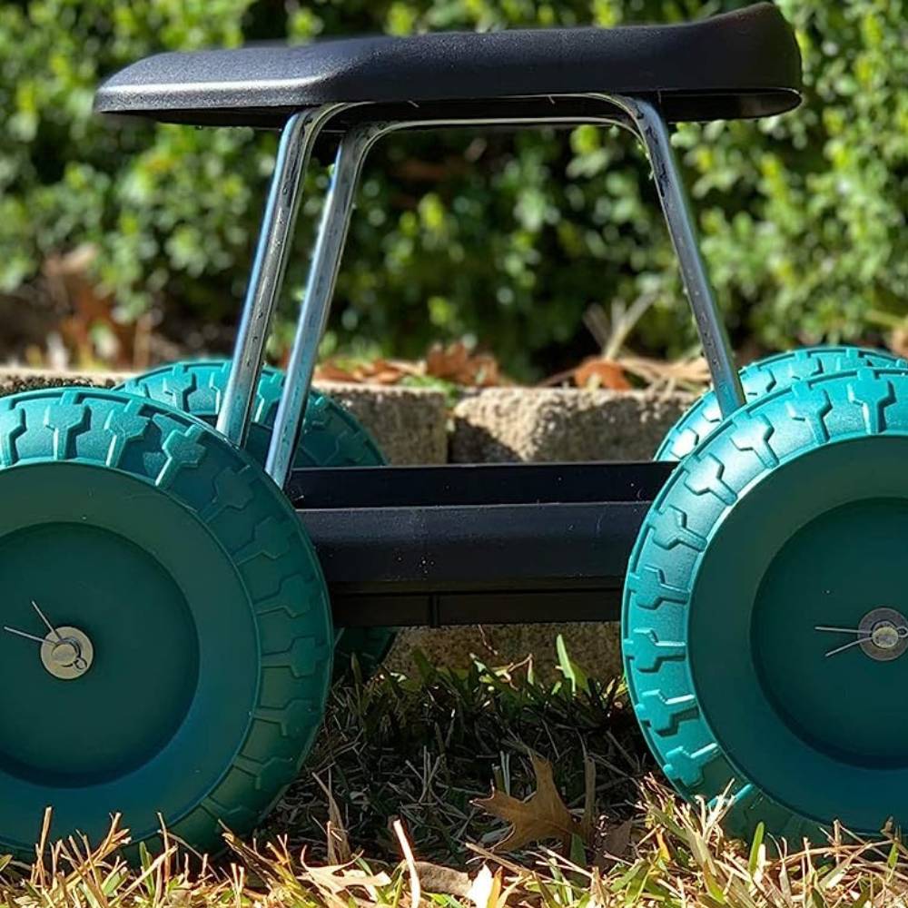Garden Work Stool With Wheels: image 4
